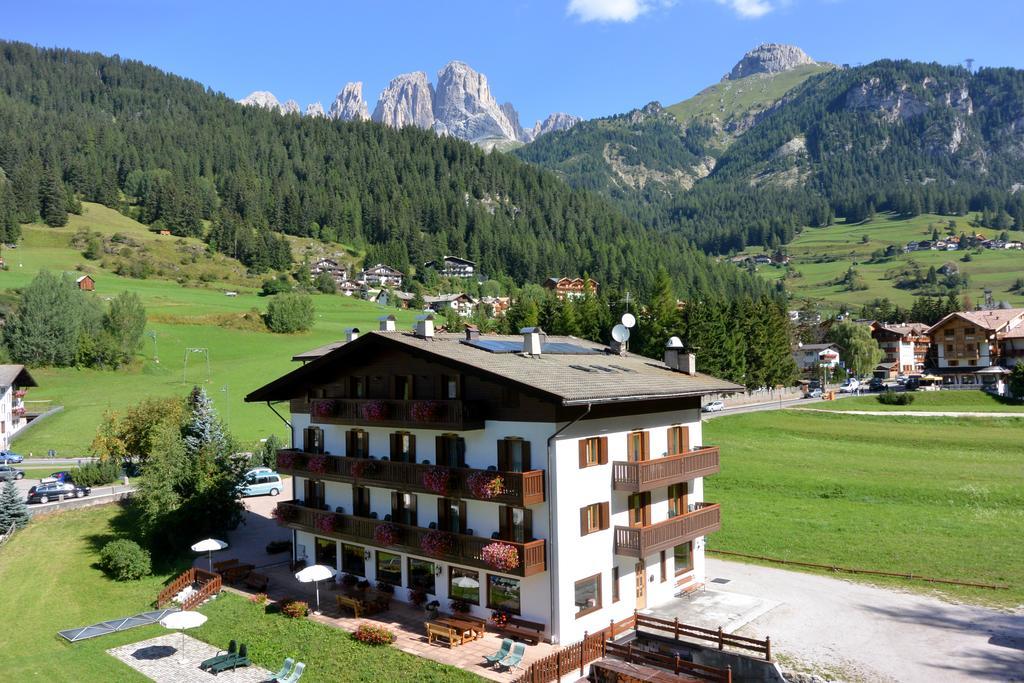 Cesa Edelweiss Living & Spa Campitello di Fassa Exteriér fotografie